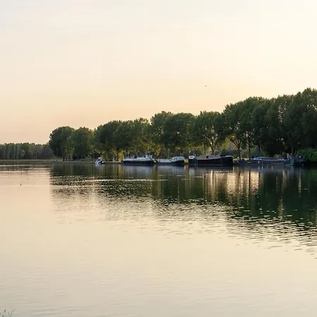 Prázdninový dům Haven With Sauna & Pool *