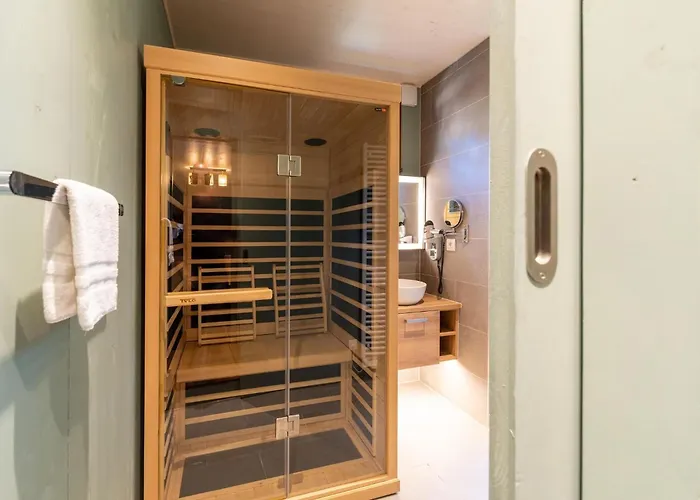 Holiday home Haven With Sauna & Pool